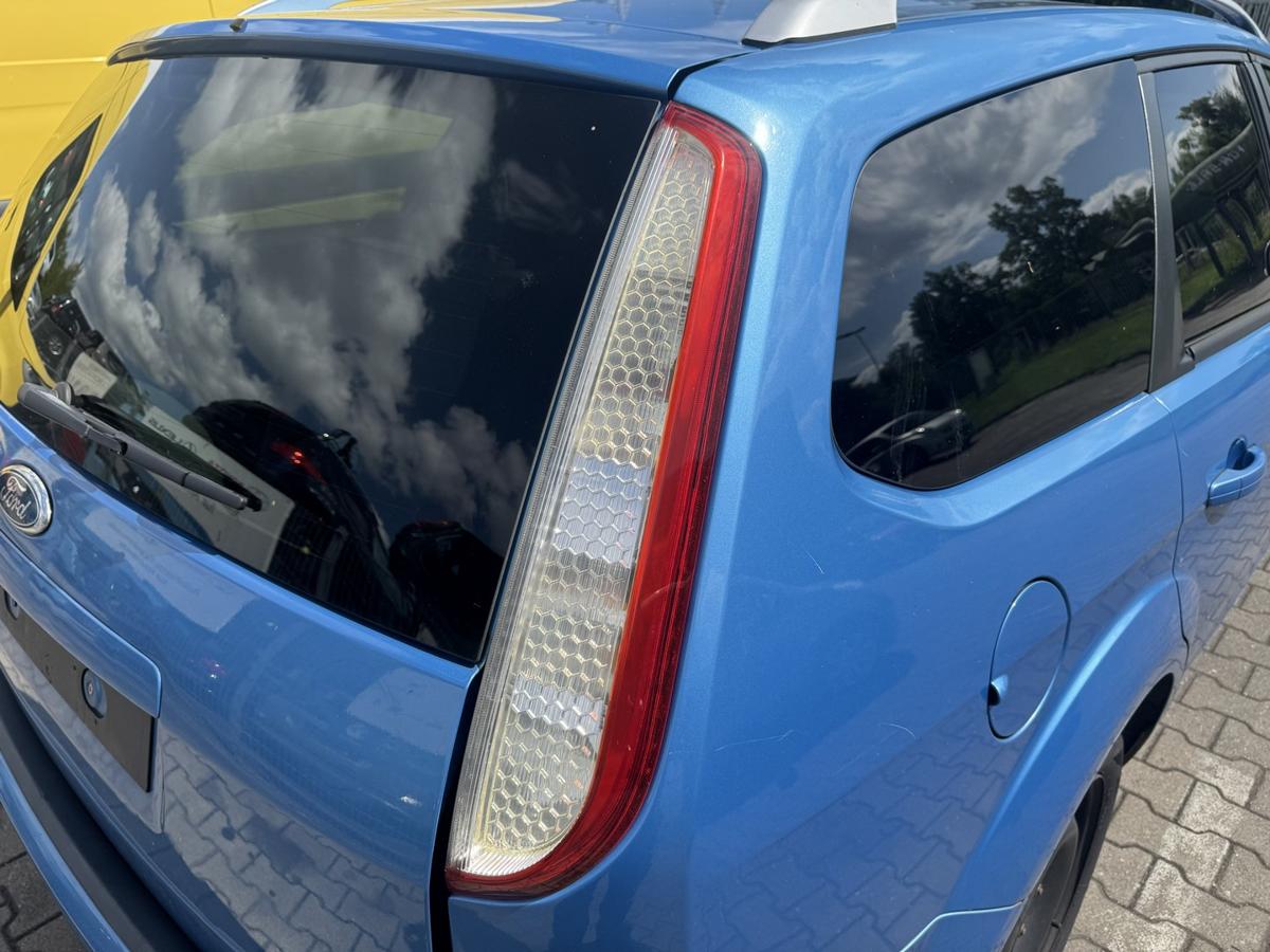 Ford Focus 2 DA3 original R&uuml;cklicht R&uuml;ckleuchte Schlussleuchte rechts Kombi Facelift ab 11/2007 Bj.2008